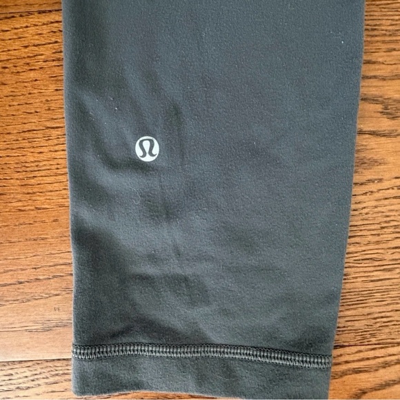 Lululemon Train Times Tight Leggings Size 6 Charcoal Gray Pockets - Picture 8 of 8